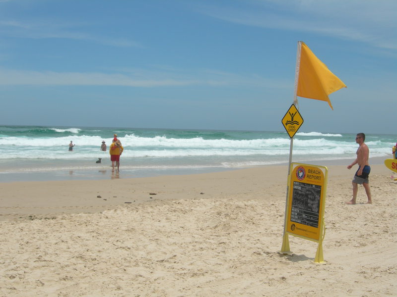 Straddie beach closed