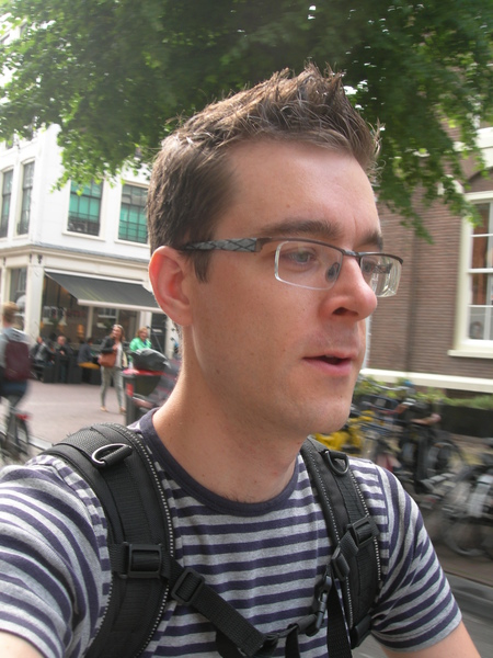 Fietsen door Haarlemmerstraat